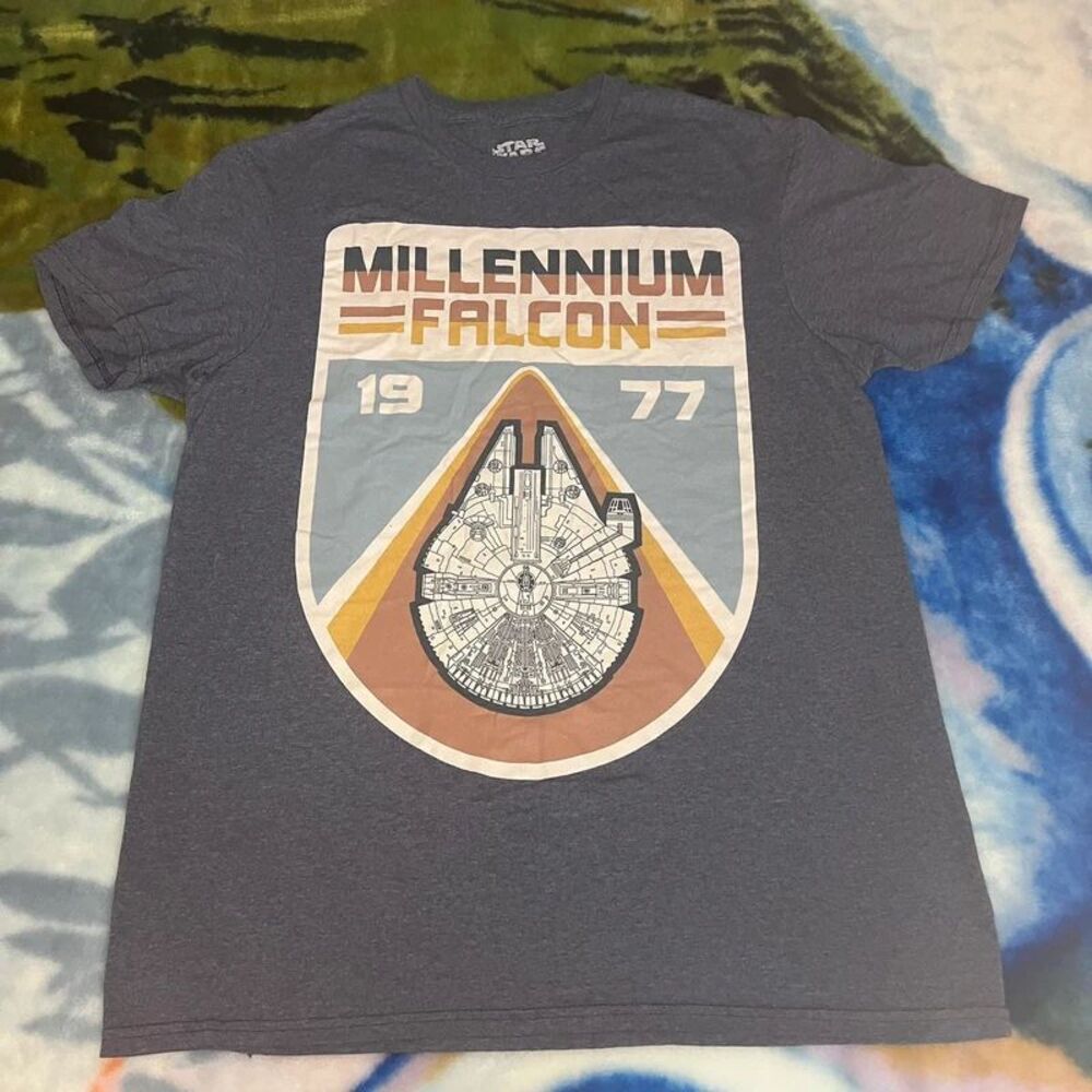 Star Wars Millennium Falcon 1977 Graphic T-Shirt Y2K Vintage Style Gray Unisex